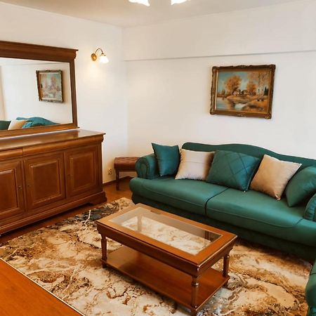 L'Imerald Ultra-Central Apartment-Artesian Fountains View Bucureşti Ngoại thất bức ảnh